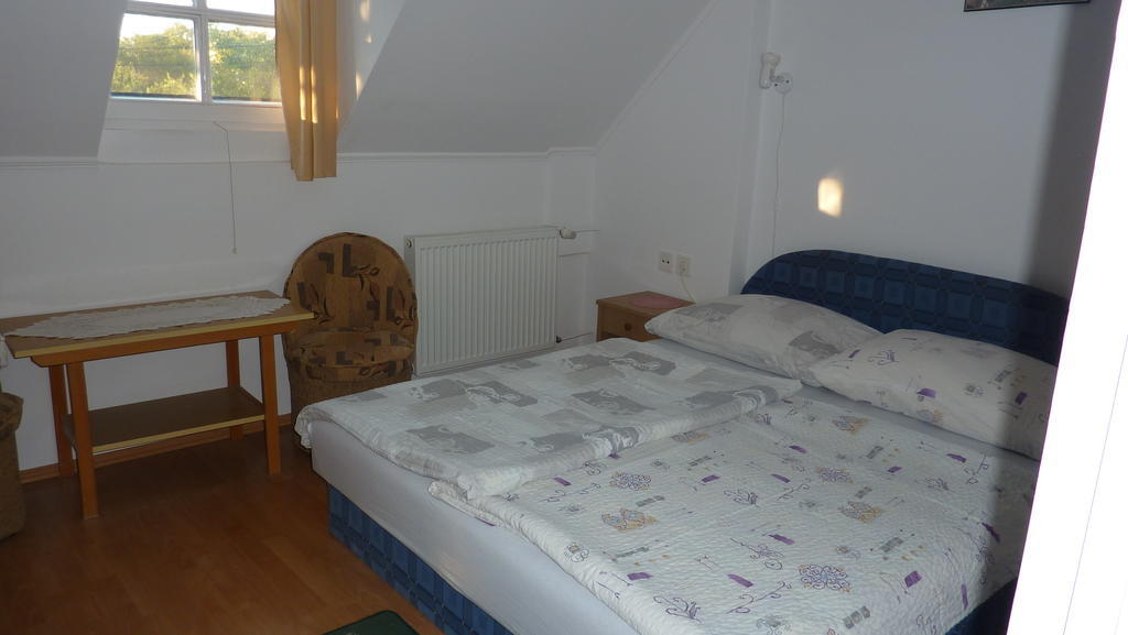 Bridgehaus Apartamento Balatonfüred Quarto foto
